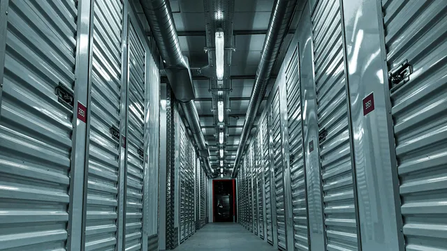 Fachgerechte Kältedämmung an Kälteleitungen